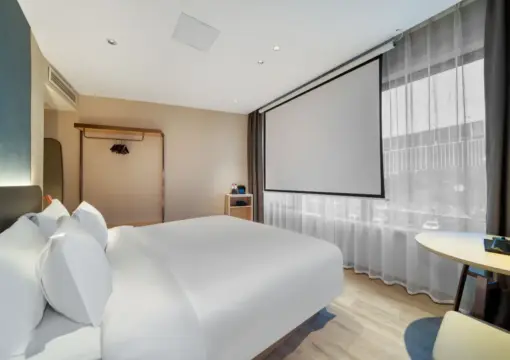 Delight Audio-Visual Doppelzimmer [HD 100″ Bildschirm + Intelligenter Haartrockner mit Temperaturregelung]