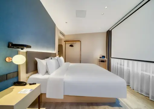 Delight Audio-Visual Doppelzimmer [HD 100″ Bildschirm + Intelligenter Haartrockner mit Temperaturregelung]