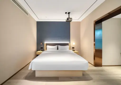 Delight Cinema Deluxe Doppelzimmer [HD 100″ Bildschirm + Haartrockner mit intelligenter Temperaturregelung]