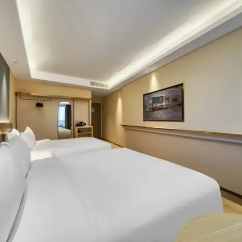 Семейный номер в отеле Delight Residence [Комфортное постельное белье + Умный фен + Латексная подушка с эффектом памяти]