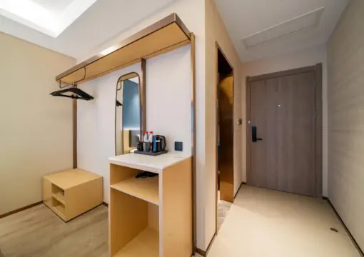 Yuemian Doppelzimmer [Komfortbetten + Intelligenter Temperaturregler für den Haartrockner + Latex-Memory-Kissen]